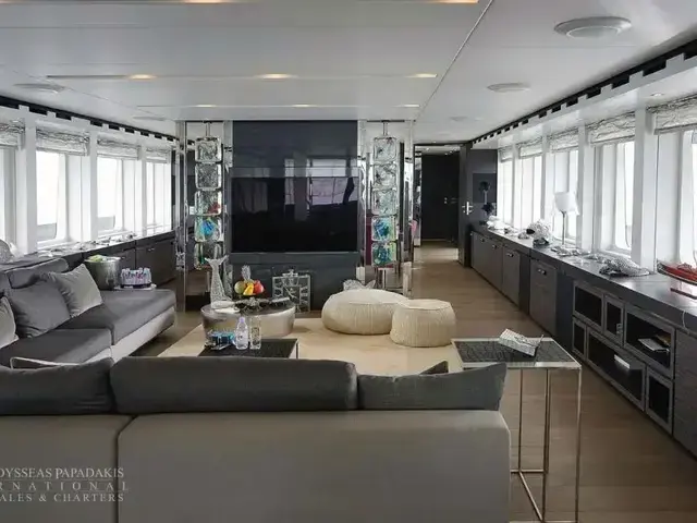 Heesen 50m