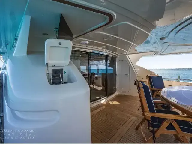 Ferretti Yachts 94