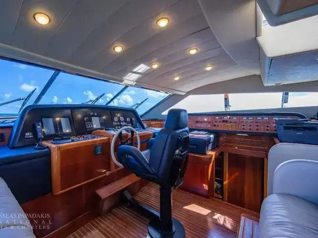 Ferretti Yachts Custom Line 94