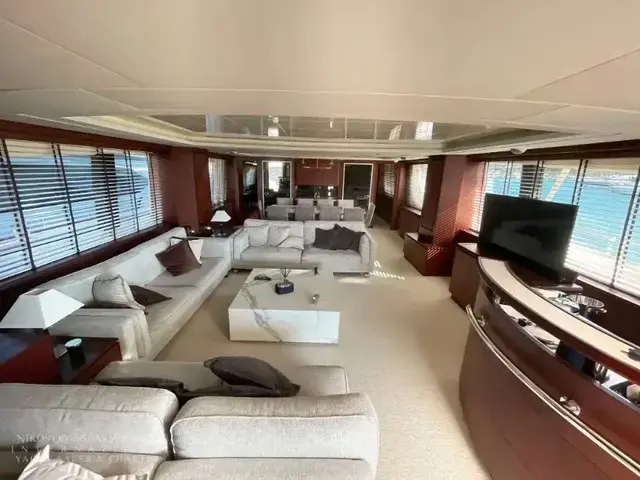 Azimut Grande 105