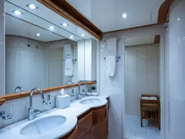 Ferretti Yachts 94