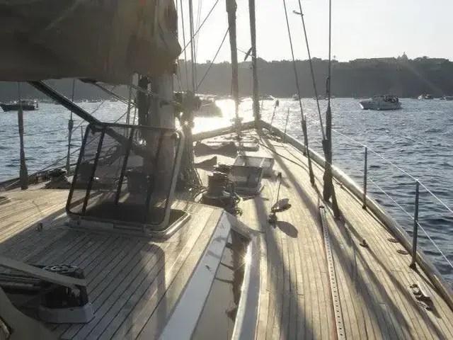 ROYAL HUISMAN 82ft.