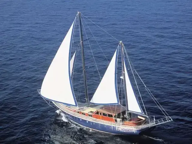 Luxury Motorsailer 25m.