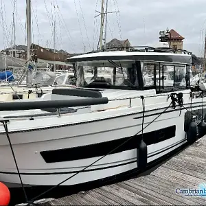 2020 Jeanneau Merry Fisher 895 Marlin