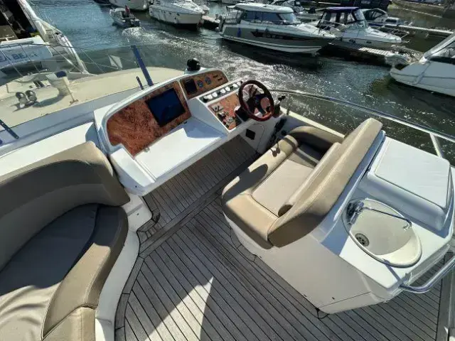 Sealine T51