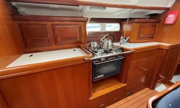 2005 Beneteau