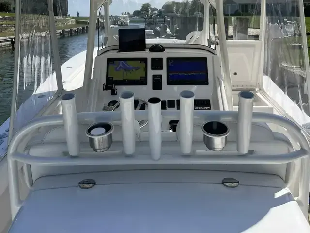 Regulator Boats 34SS