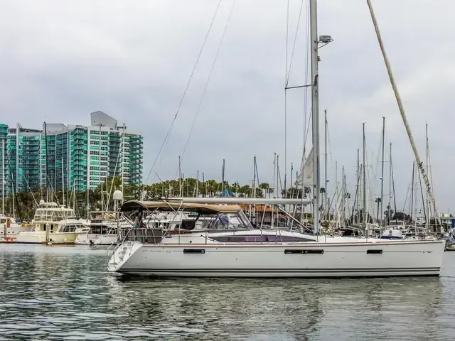 Jeanneau 53'