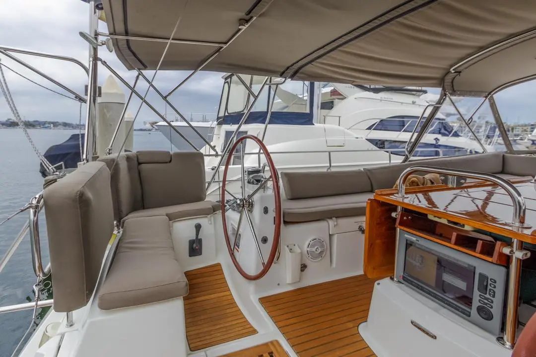 2010 Jeanneau 53'