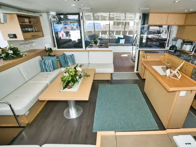 Lagoon 56'