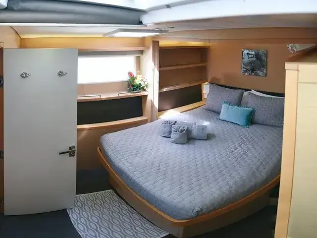 Lagoon 56'