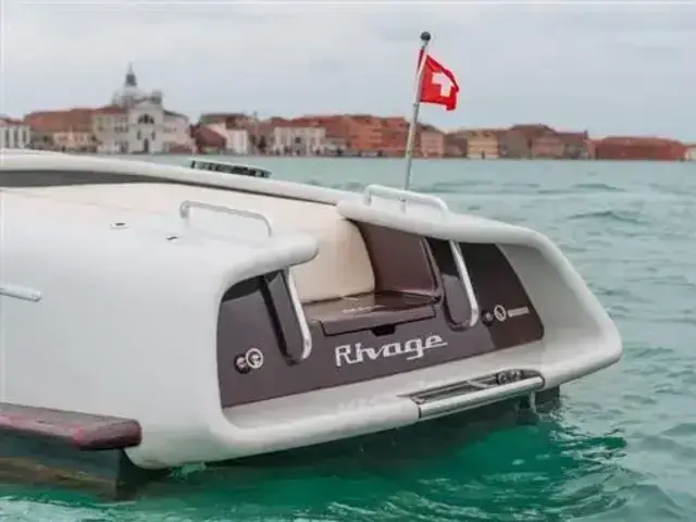 Riva Aqua