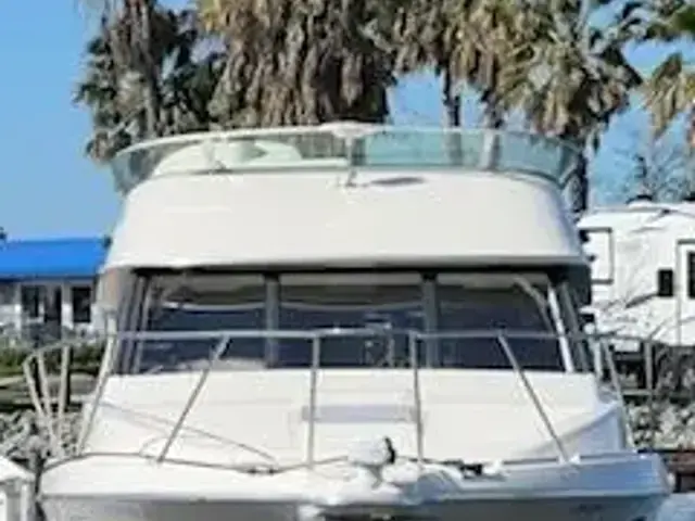 Bayliner 3258