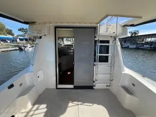 1995 Bayliner avanti 3258