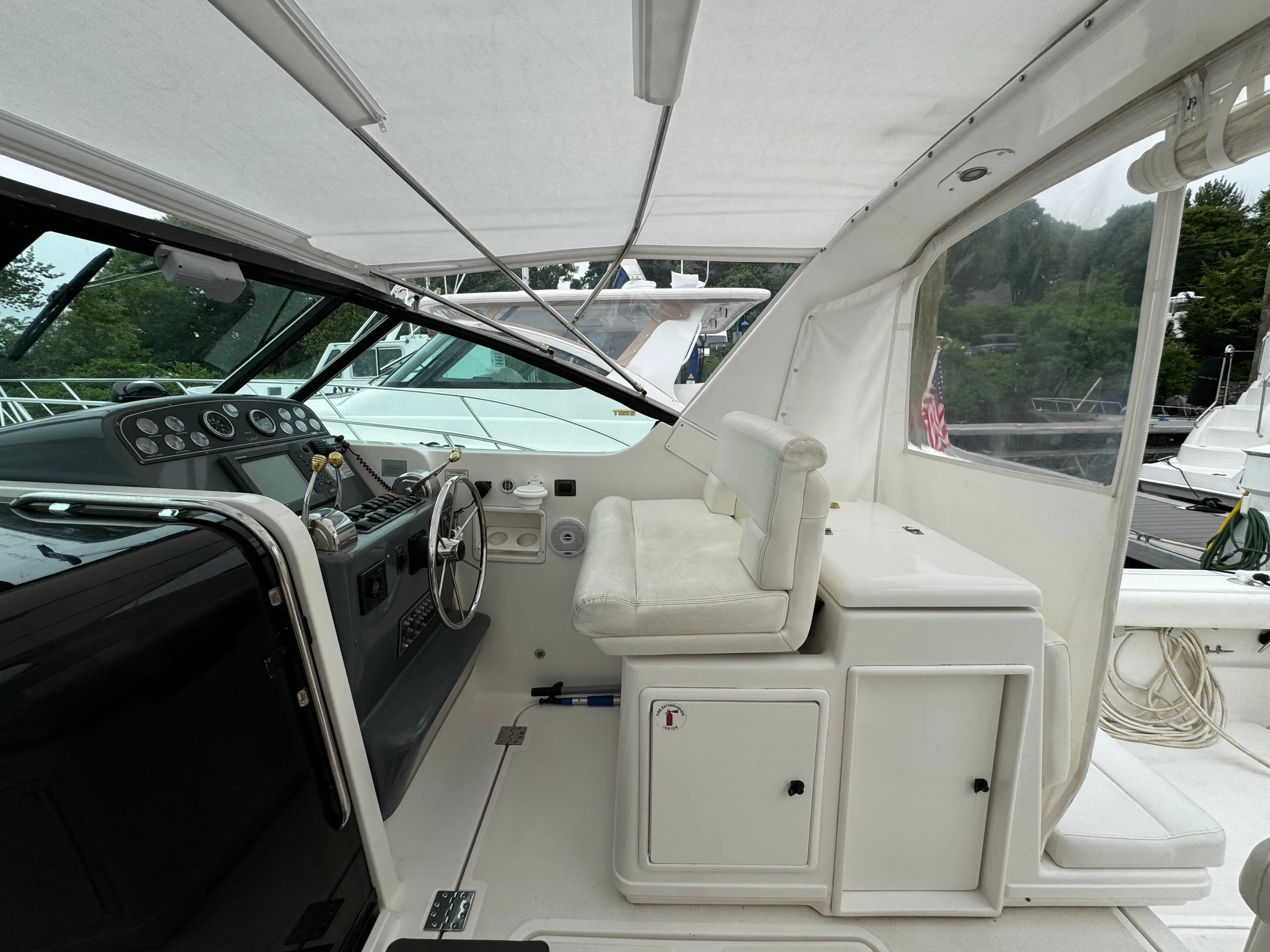 2002 Tiara 35'