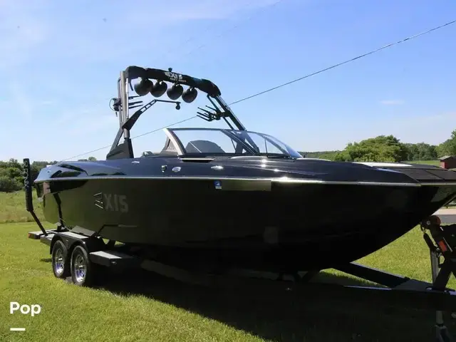 Axis Boats A24