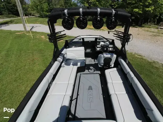 Axis Boats A24