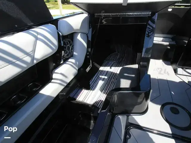 Axis Boats A24