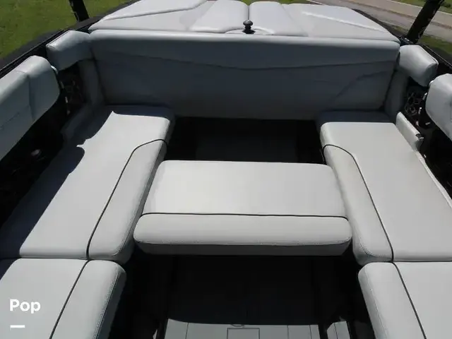 Axis Boats A24