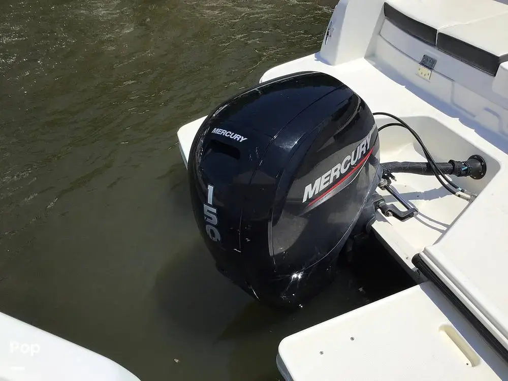 2022 Bayliner dx 2200