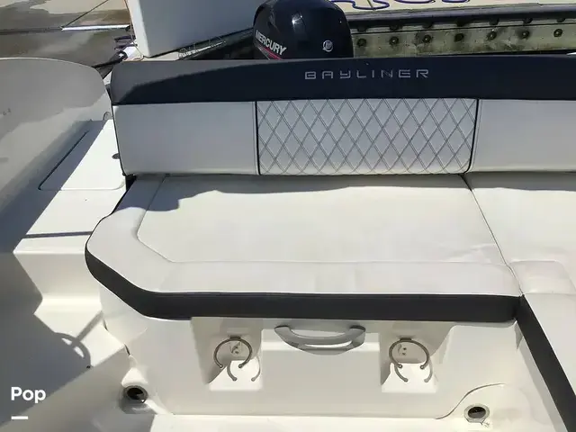 Bayliner Dx2200