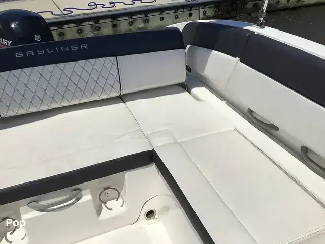 Bayliner Dx2200