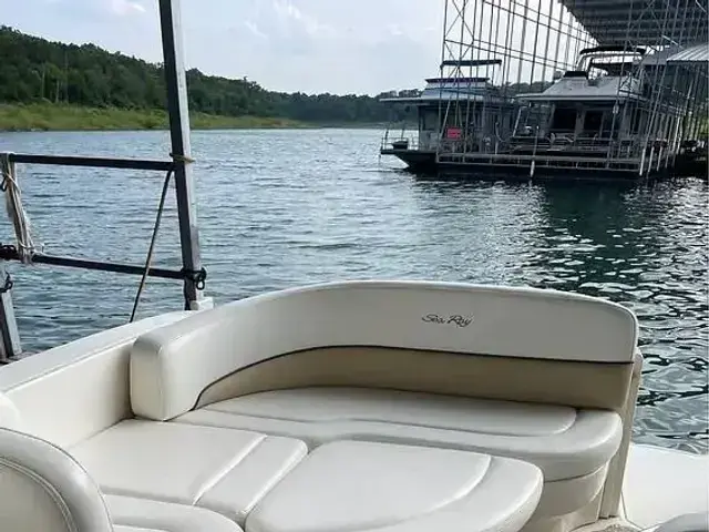 Sea Ray 260 Sundancer