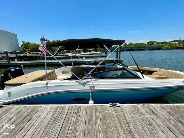 Sea Ray 230 Spx