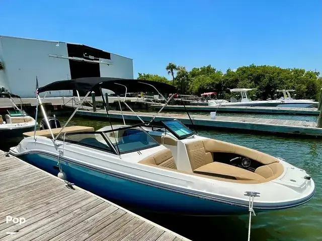 Sea Ray 230 Spx