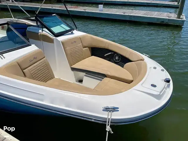 Sea Ray 230 Spx