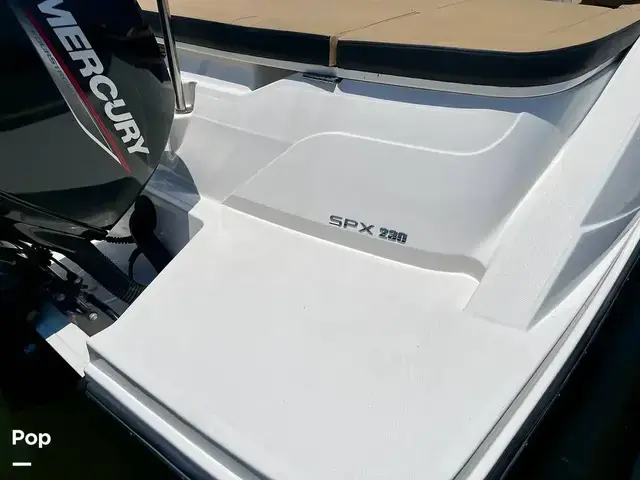 Sea Ray 230 Spx