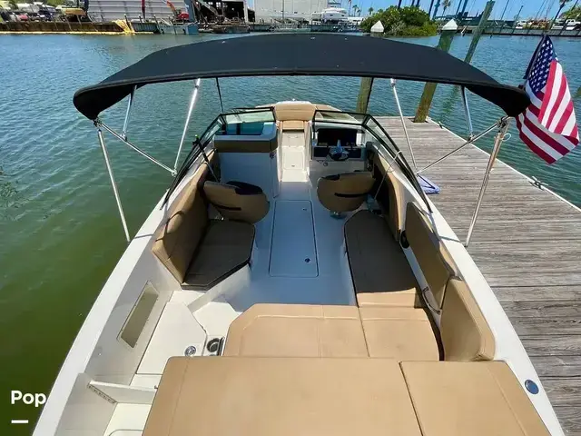 Sea Ray 230 Spx