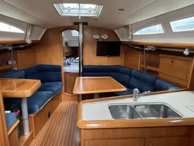 Jeanneau Sun Odyssey 37