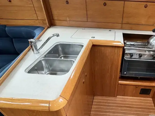 Jeanneau Sun Odyssey 37