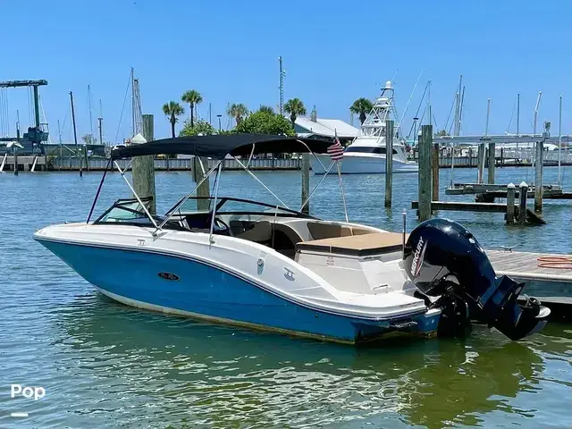 Sea Ray 230 Spx