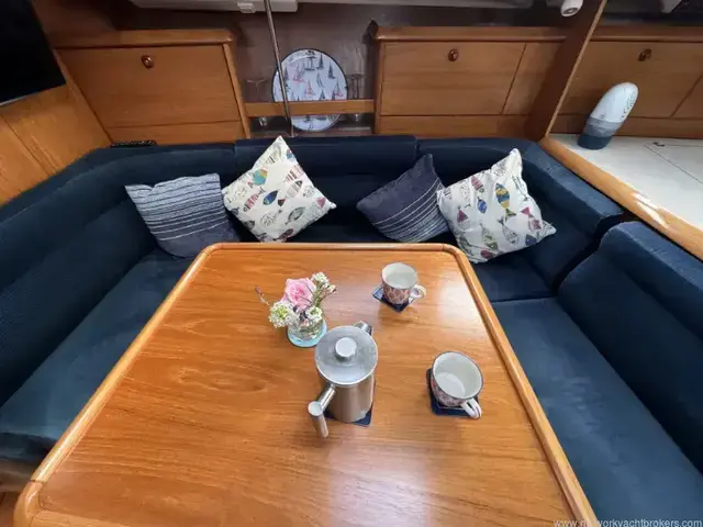 Jeanneau Sun Odyssey 37