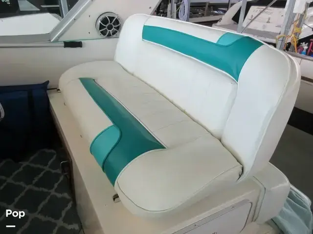 Sea Ray 390 Express Cruiser