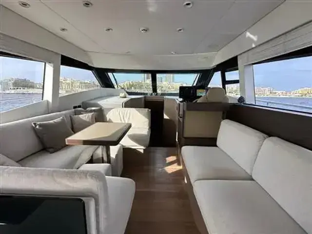 Ferretti Yachts 500