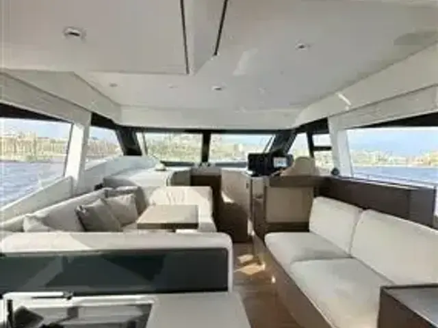 Ferretti Yachts 500