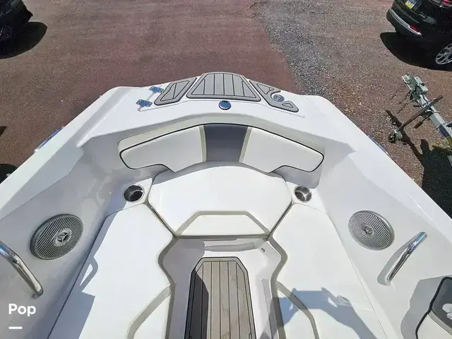 Scarab Boats 215 HO Impulse