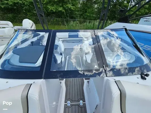 Scarab Boats 215 HO Impulse