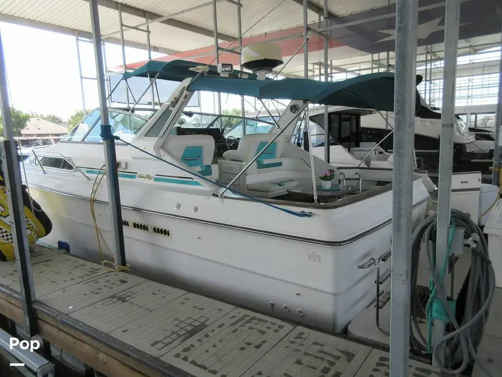 1989 Sea Ray 390 express cruiser