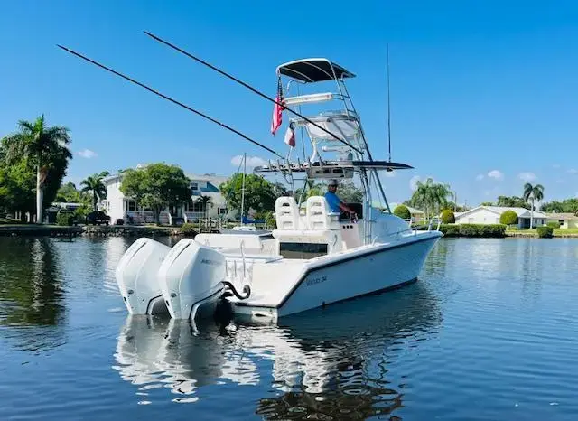 1999 Venture 34 walkaround with tower