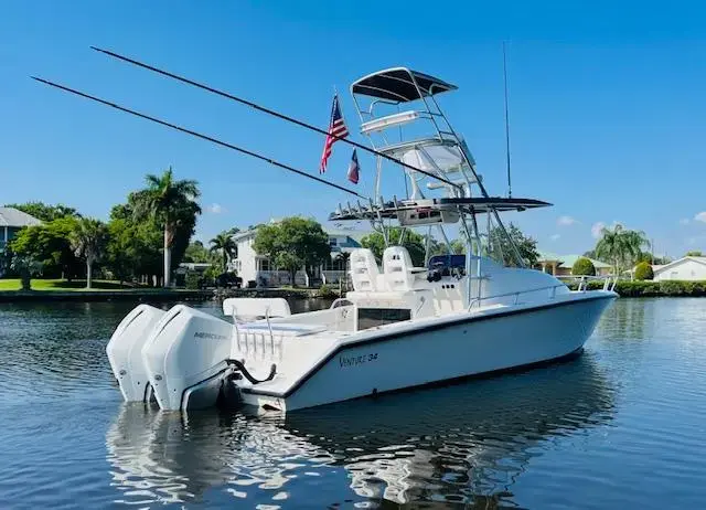 1999 Venture 34 walkaround with tower