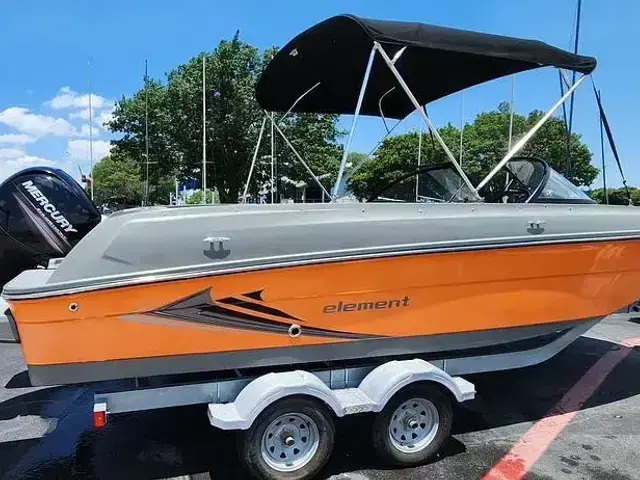 Bayliner Element E21