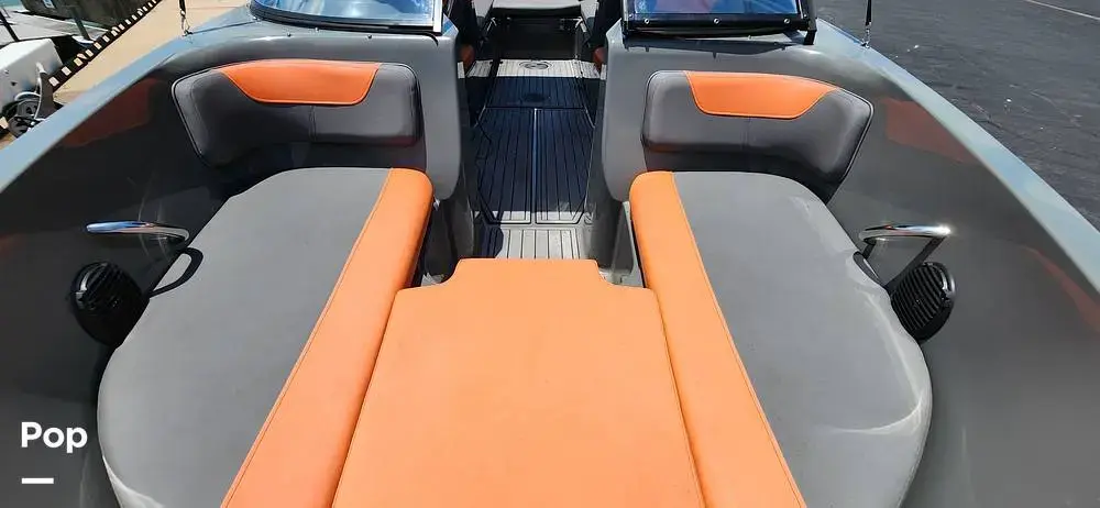 2019 Bayliner element e21