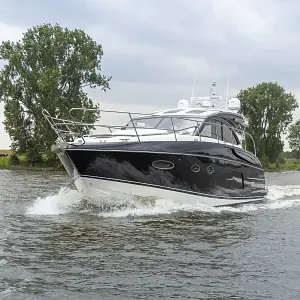 2016 Princess V48