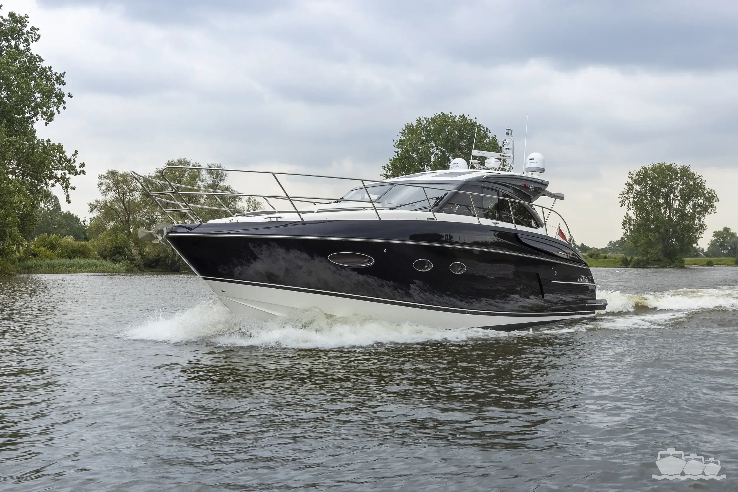 2016 Princess v48