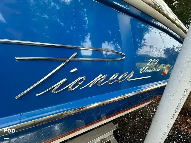 Pioneer Boats 222 Venture