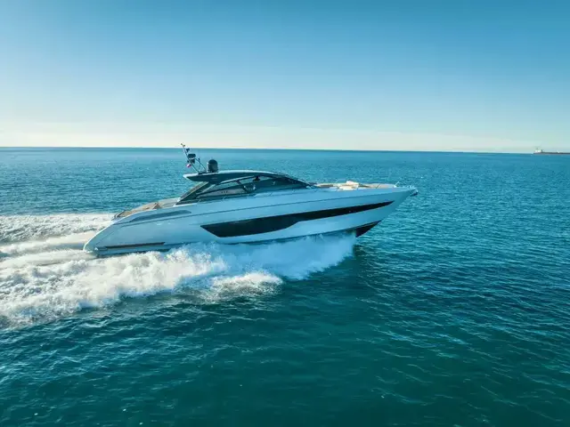 Riva 68 Ego